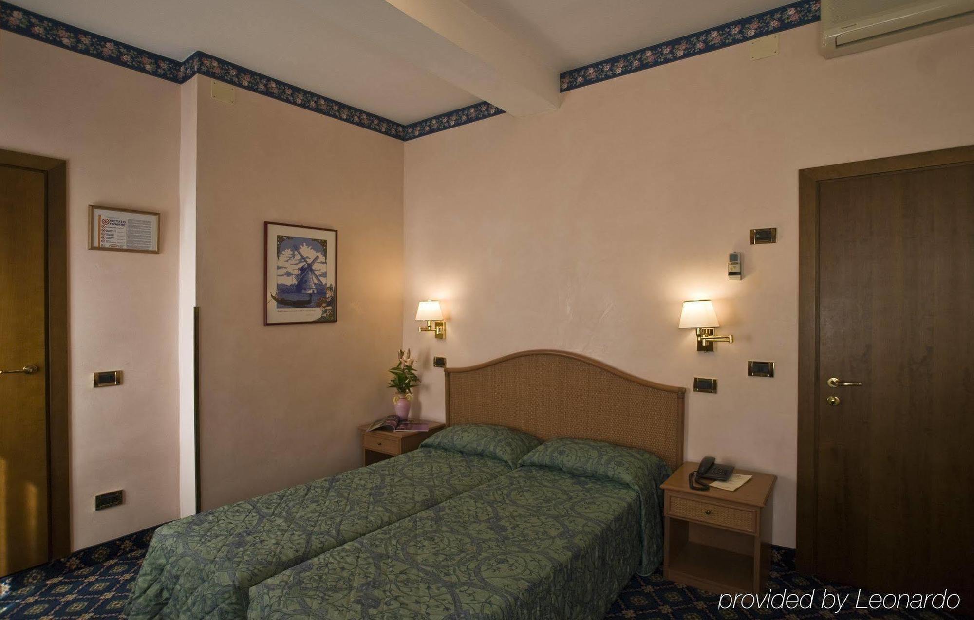 Hotel Villa Tiziana Lido di Venezia Exterior foto