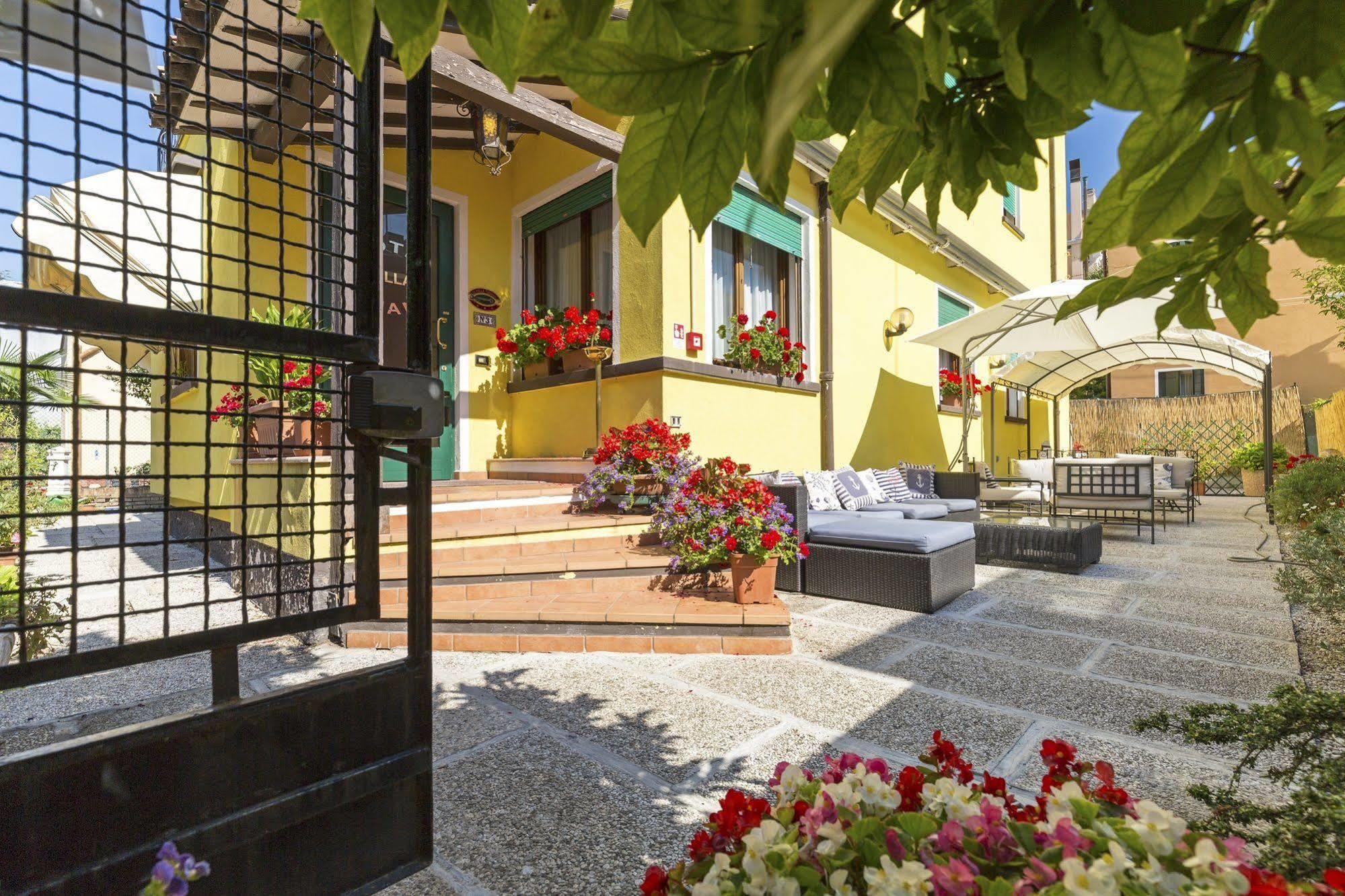 Hotel Villa Tiziana Lido di Venezia Exterior foto